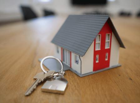 small house keyring